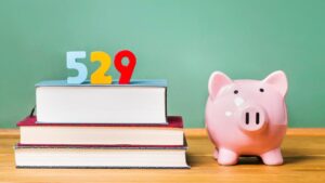 Read more about the article What Is the Tax-Law Exception for 529 College Plans in 2021?